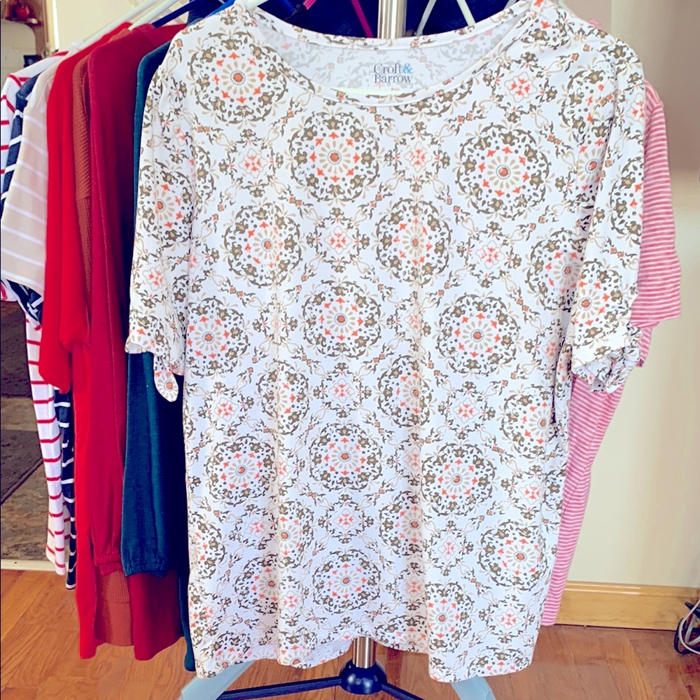 Croft & Barrow Women's Short Sleeve Top